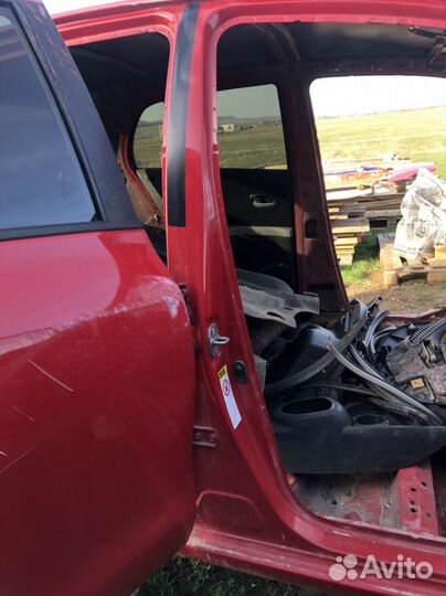 Кузов toyota yaris scp90 2007 1.3 МКПП