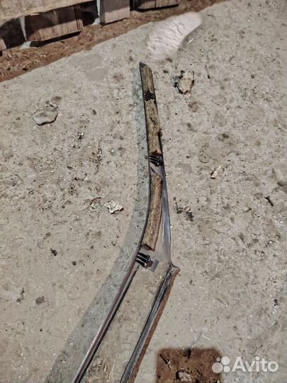 Накладка стойки лобового стекла subaru Outback BG9