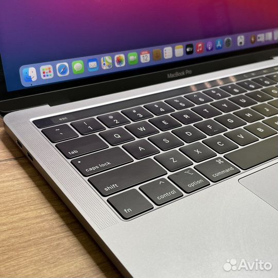 MacBook Pro 13 2018 i5/16/256 TouchBar