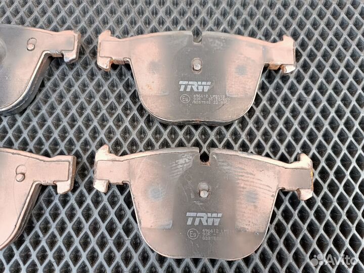 Задние тормозные колодки BMW E70 E71 F15 F16