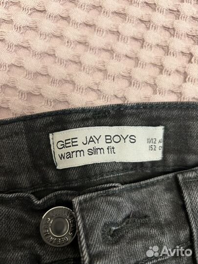 Школьная форма (пакетом) 152р