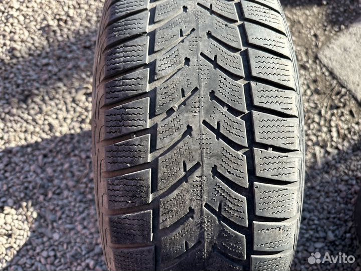 Goodyear UltraGrip Ice 225/65 R17