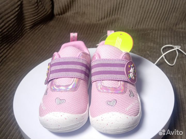 Кроссовки Indigo Kids 22 и 26р