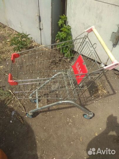 Тележка для супермаркета