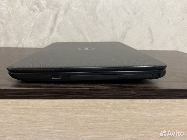 Dell Inspiron 15 3521