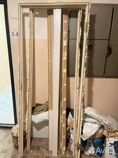 Двери межкомнатная с коробкой