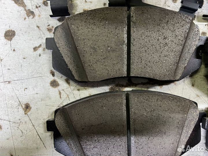 Тормозные колодки 58101-D4A20