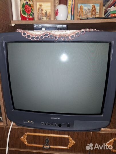 Телевизор б/у