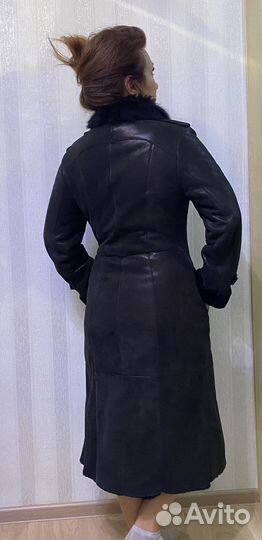 Дубленка натуральная женская с капюшоном