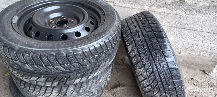 Accelera Iota 205/55 R16