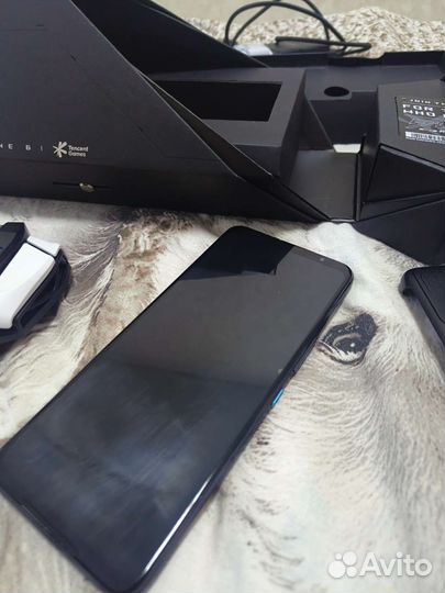 Rog phone 6d ultimate 16/512