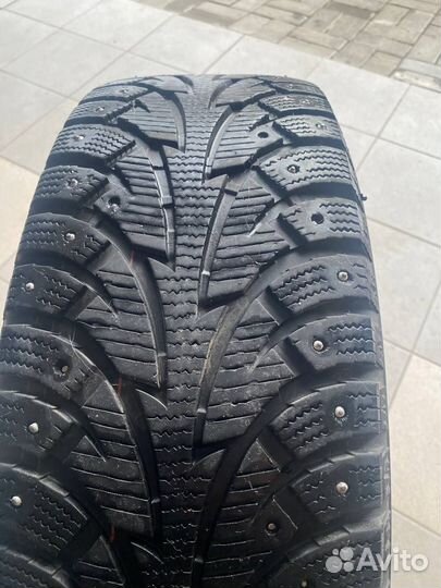 Hankook Winter I'Pike 215/65 R17
