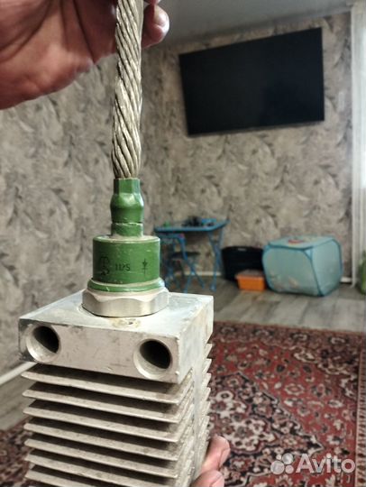 Тиристор