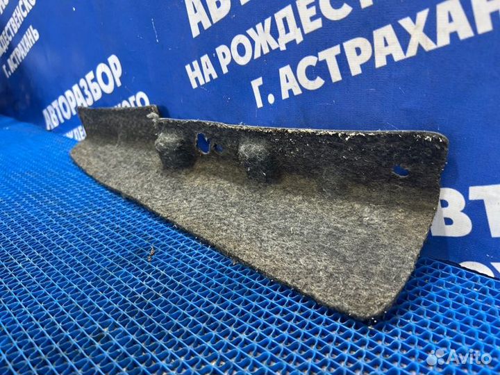 Пыльник бампера Ford Explorer внедорожник KX BDA