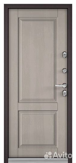 Дверь входная уличная