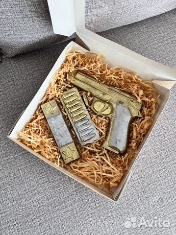 Шоколадные подарки для мужчин на 23 февраля