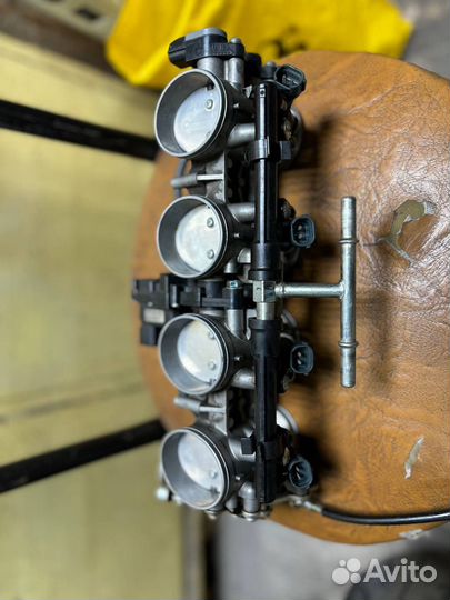 Блок дроссельных заслонок Kawasaki zx6r