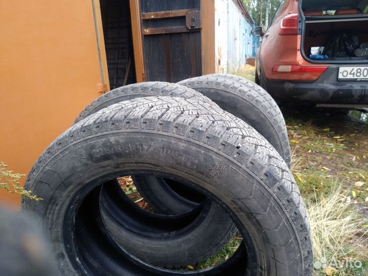 Triangle PS01 225/60 R17 102