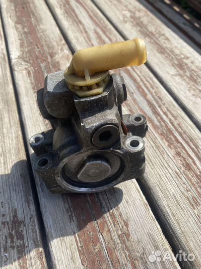 Насос гура форд фокус 1