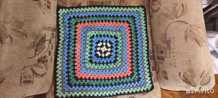 Вязанные коврики из полиэтилена и ткани