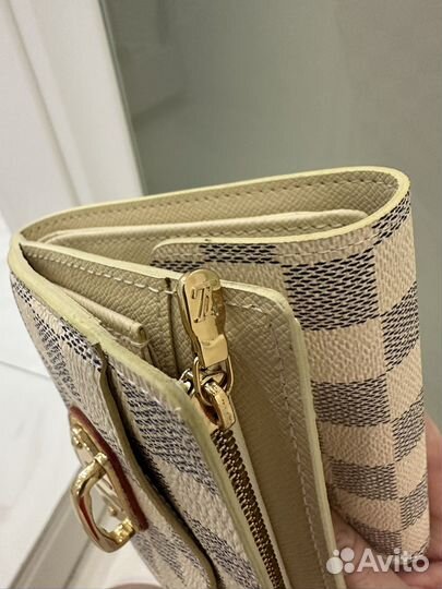 Кошелек Louis Vuitton оригинал б/у