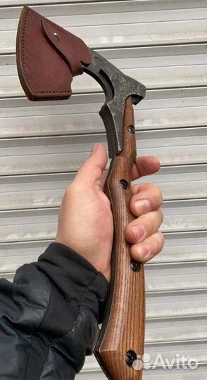Кованый топор Сварог новый. Чехол отдельно