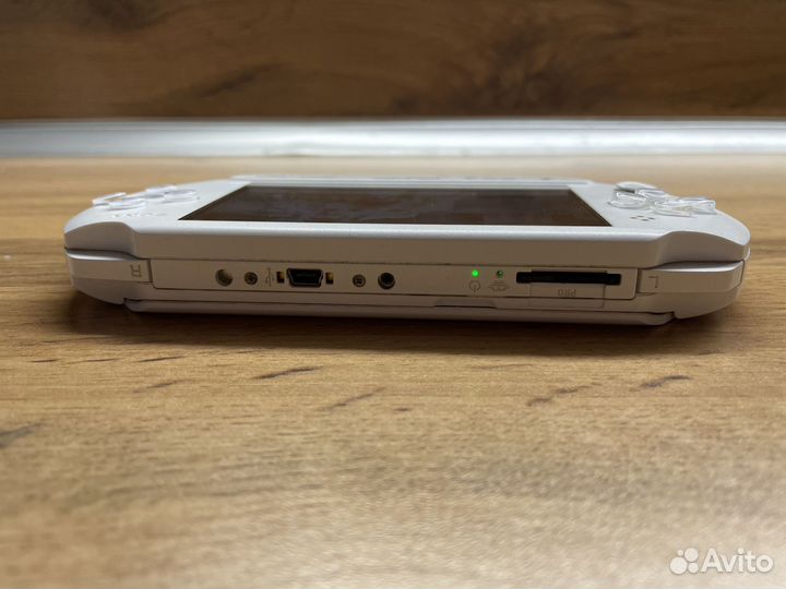 Sony psp e1008 street, белый