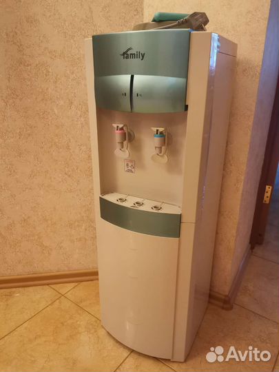 Кулер для воды напольный б/у