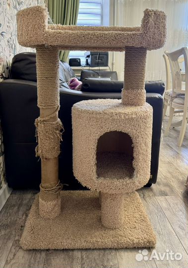 Когтеточка для кошек высокая