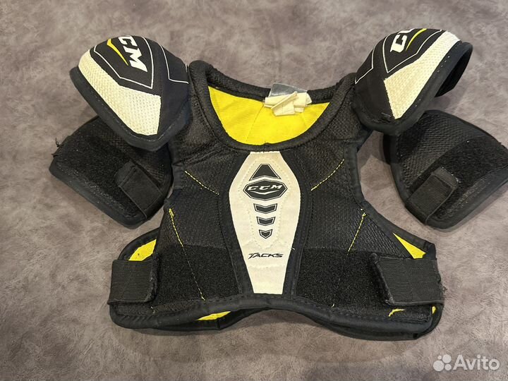 Нагрудник хоккейный детский