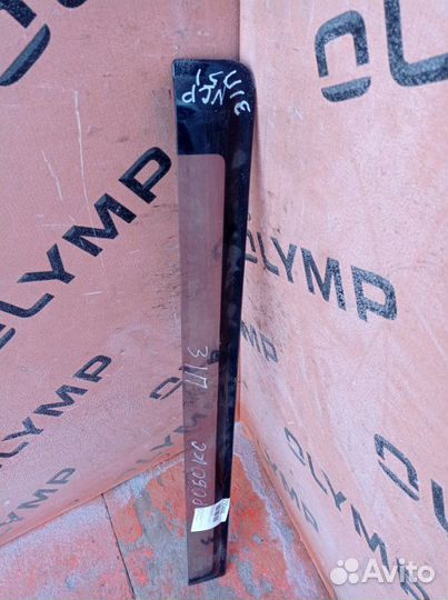 Ветровик задний правый Toyota Probox NCP51 1NZ-FE