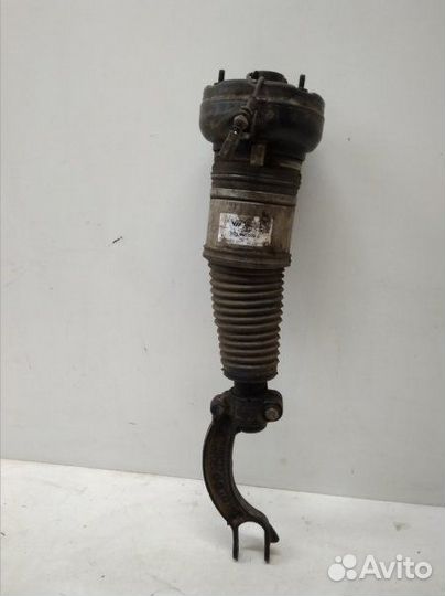 Пневмостойка передняя левая Porsche Macan 95B