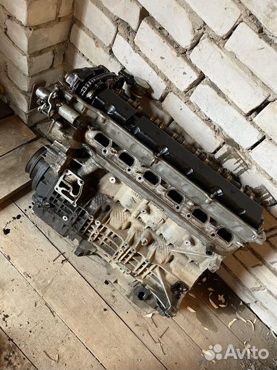 Двигатель M54B30