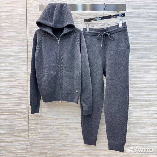 Кашемировый костюм loro piana