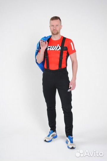 Разминочный костюм сине-чёрный