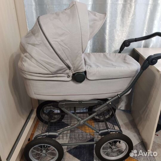 Коляска люлька inglesina sofia на шасси Ergo Bike