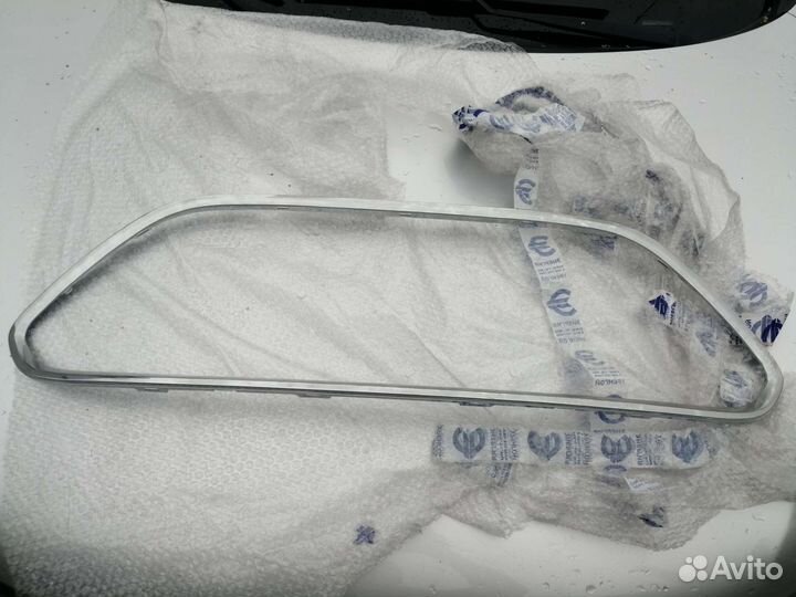 Молдинг бампера Ford focus