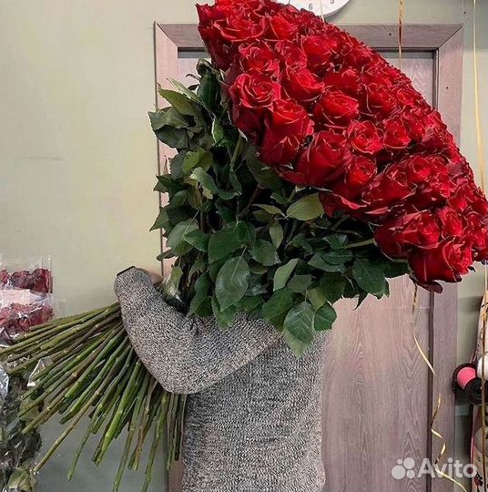 Высокие Розы с Доставкой