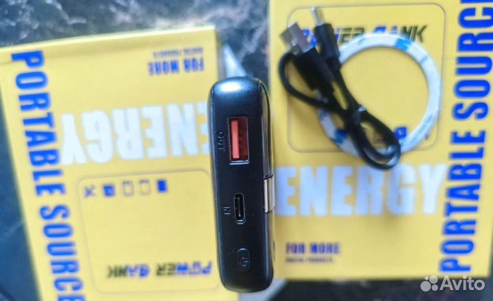 Повербанк с быстрой беспроводной зарядкой 10000mAh