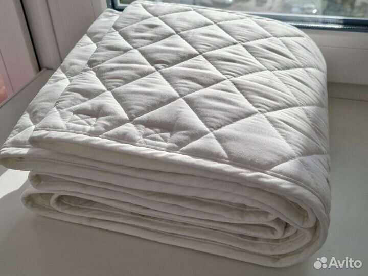 Бортик в детскую кроватку