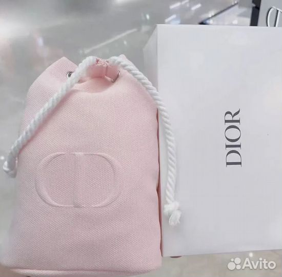 Косметички Dior