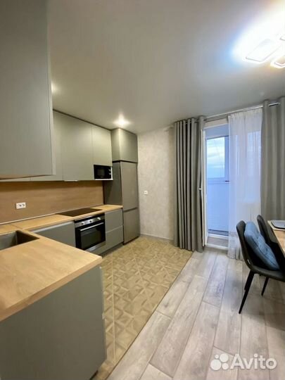 Кухонный гарнитур без ручек.Рассрочка