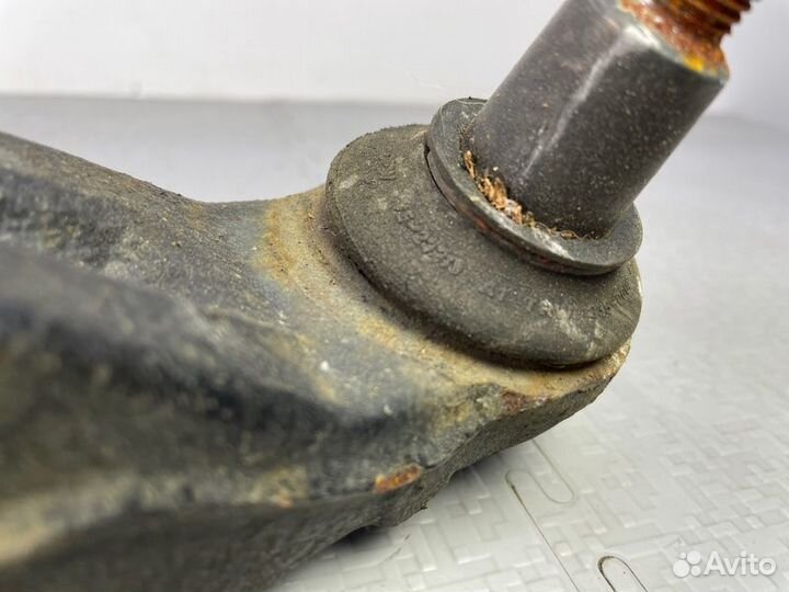 Рычаг передний нижний Каен Туарег Оригинал