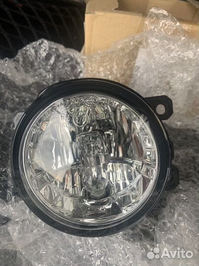 Противотуманная фара mitsubishi pajero sport 3