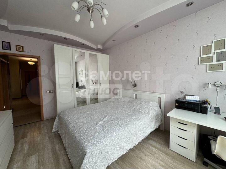 3-к. квартира, 85,5 м², 10/14 эт.