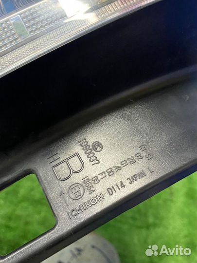 Фонарь в крыло левый Subaru Forester SJ 2014