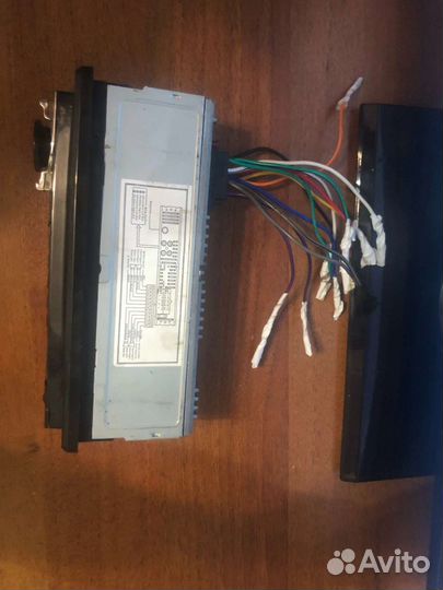 Автомобильный магнитофон