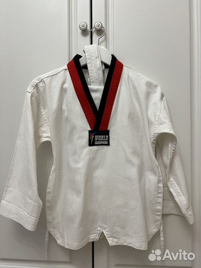 Костюм тхенквондо