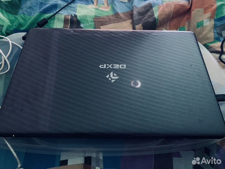 Ноутбук Dexp CLV-670-SB