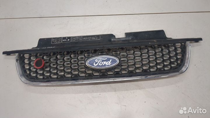 Решетка радиатора Ford Maverick, 2001